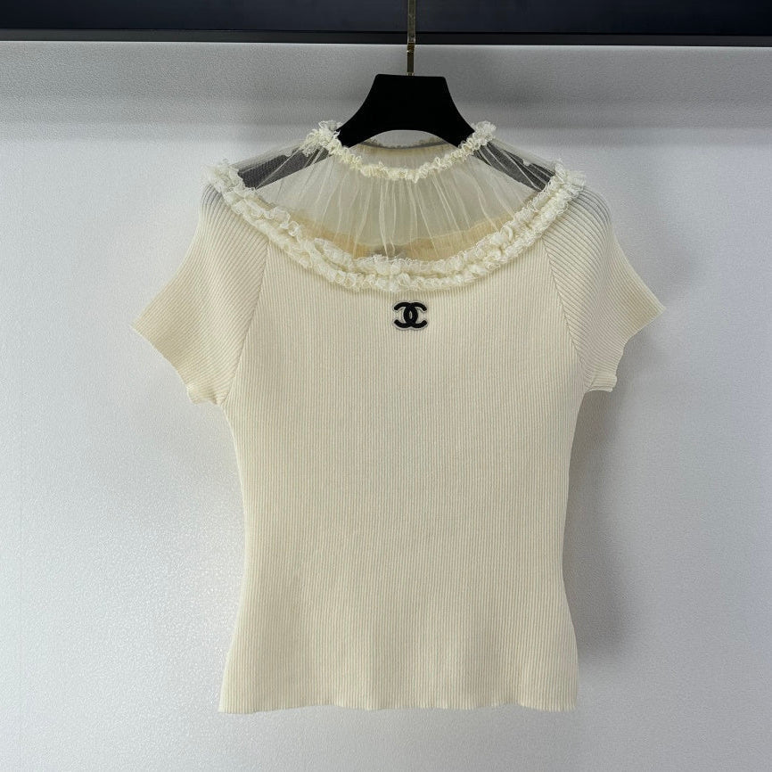 Chanel 2026 Lace-trimmed Fitted Short-Sleeve Shirt Cream Wool 365335