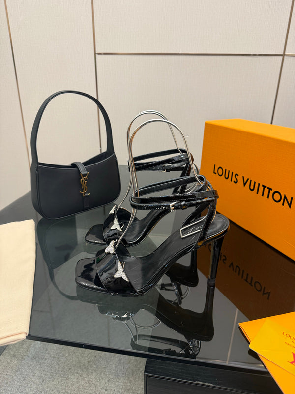 LV 26ss High Heeled Sandals 100 Black Patent Leather 629621