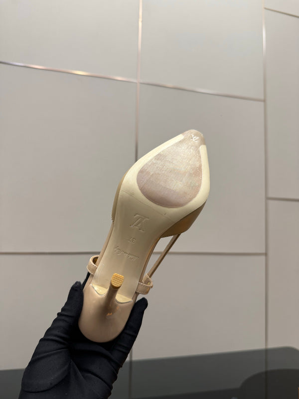 LV 26ss Slingback 90 Beige Patent Leather 629638