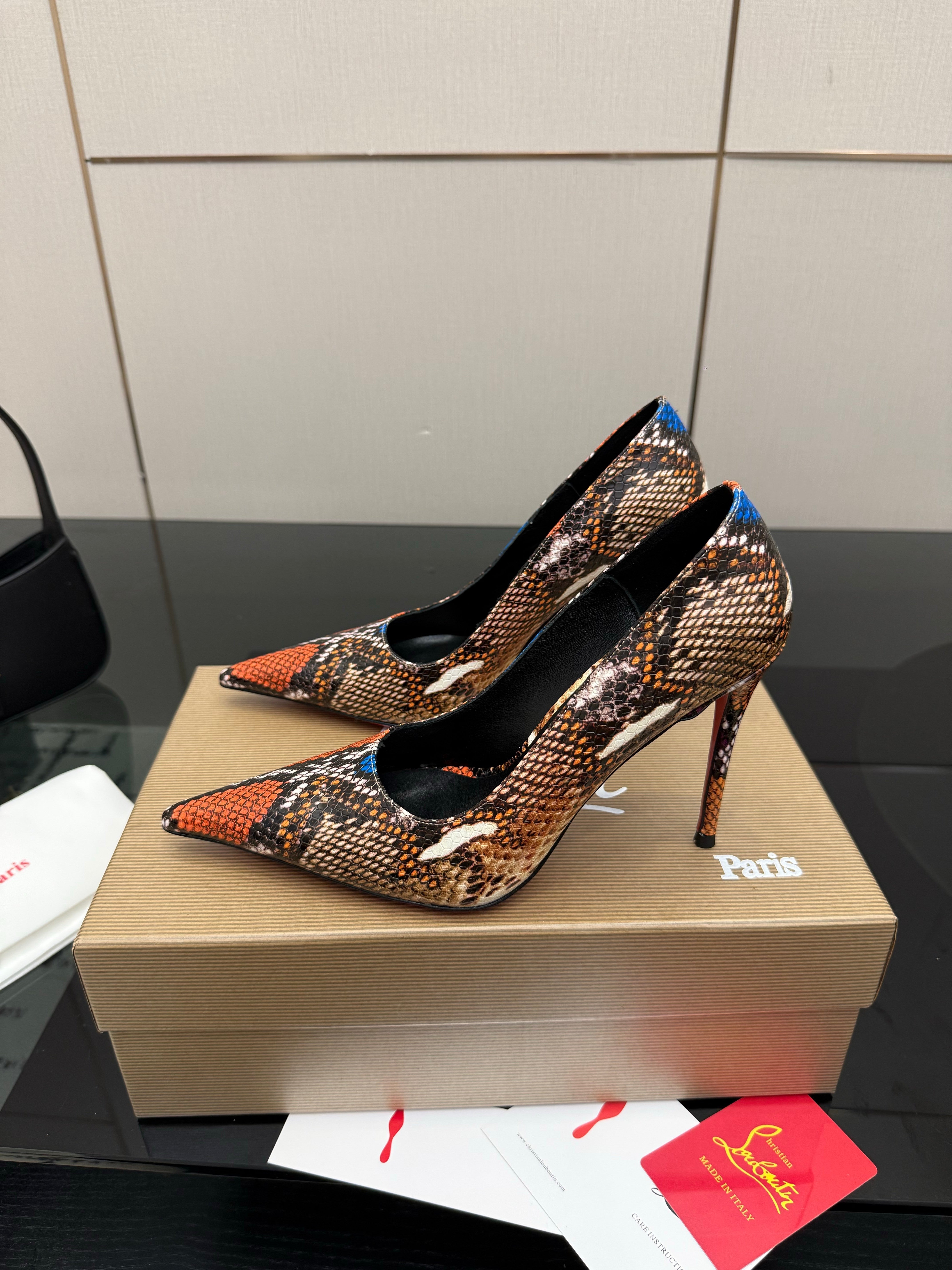 Christian Louboutin 2026 Heels Pumps 100mm Patent Leather Sheepskin 791555