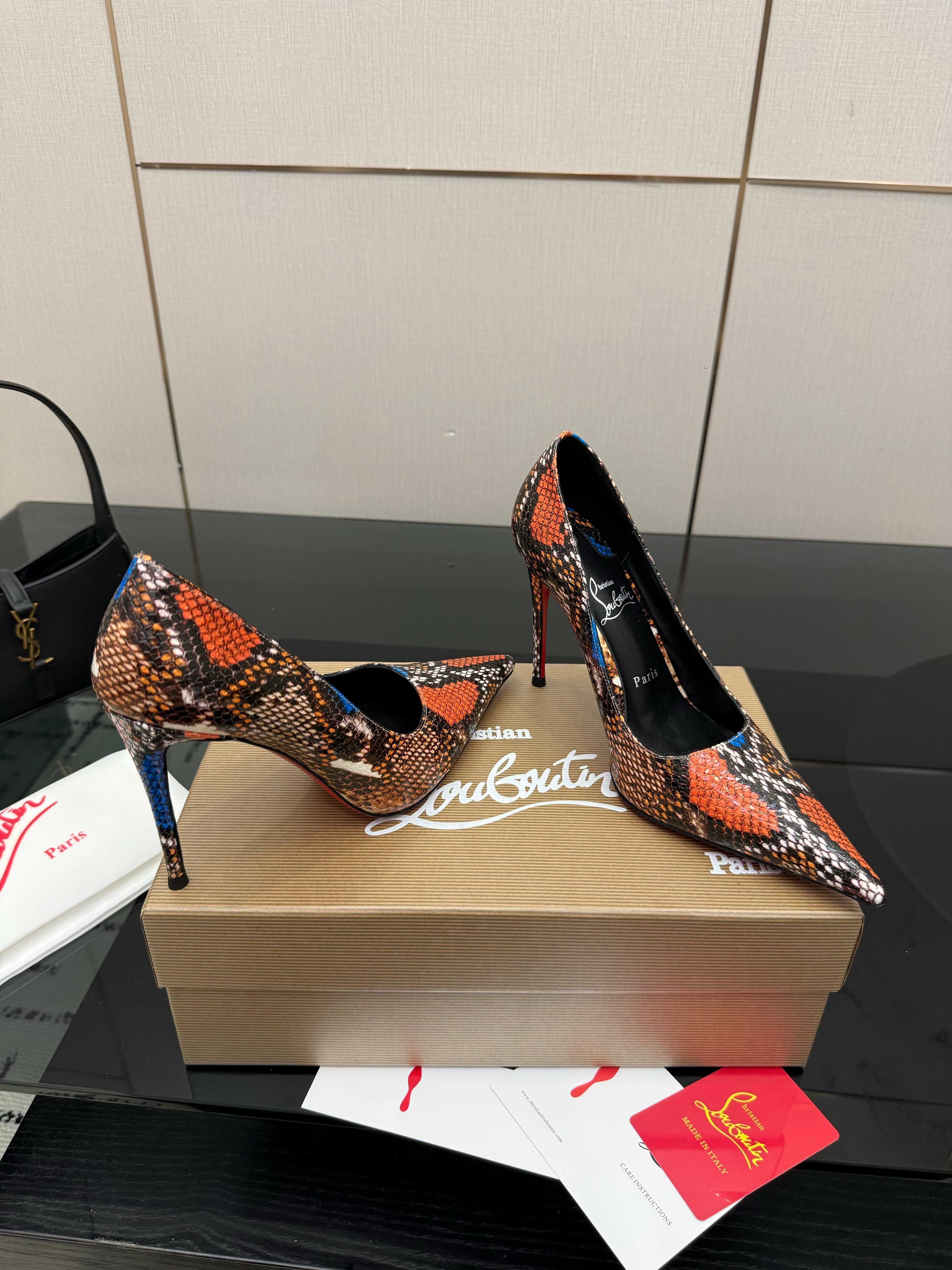 Christian Louboutin 2026 Heels Pumps 100mm Patent Leather Sheepskin 791555