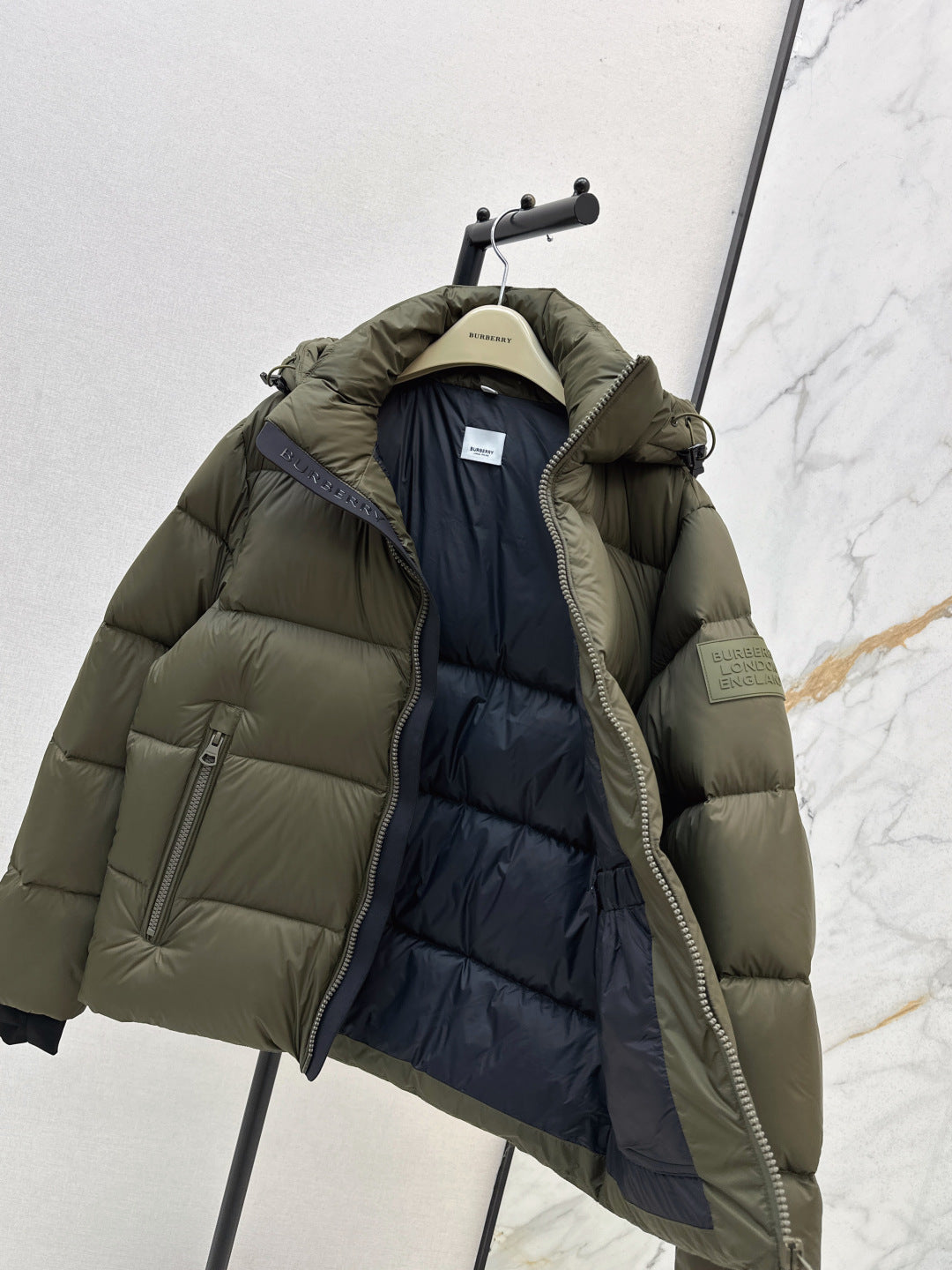 Burberry 25 Hooded Jacket Khaki Green Nylon Down 00640
