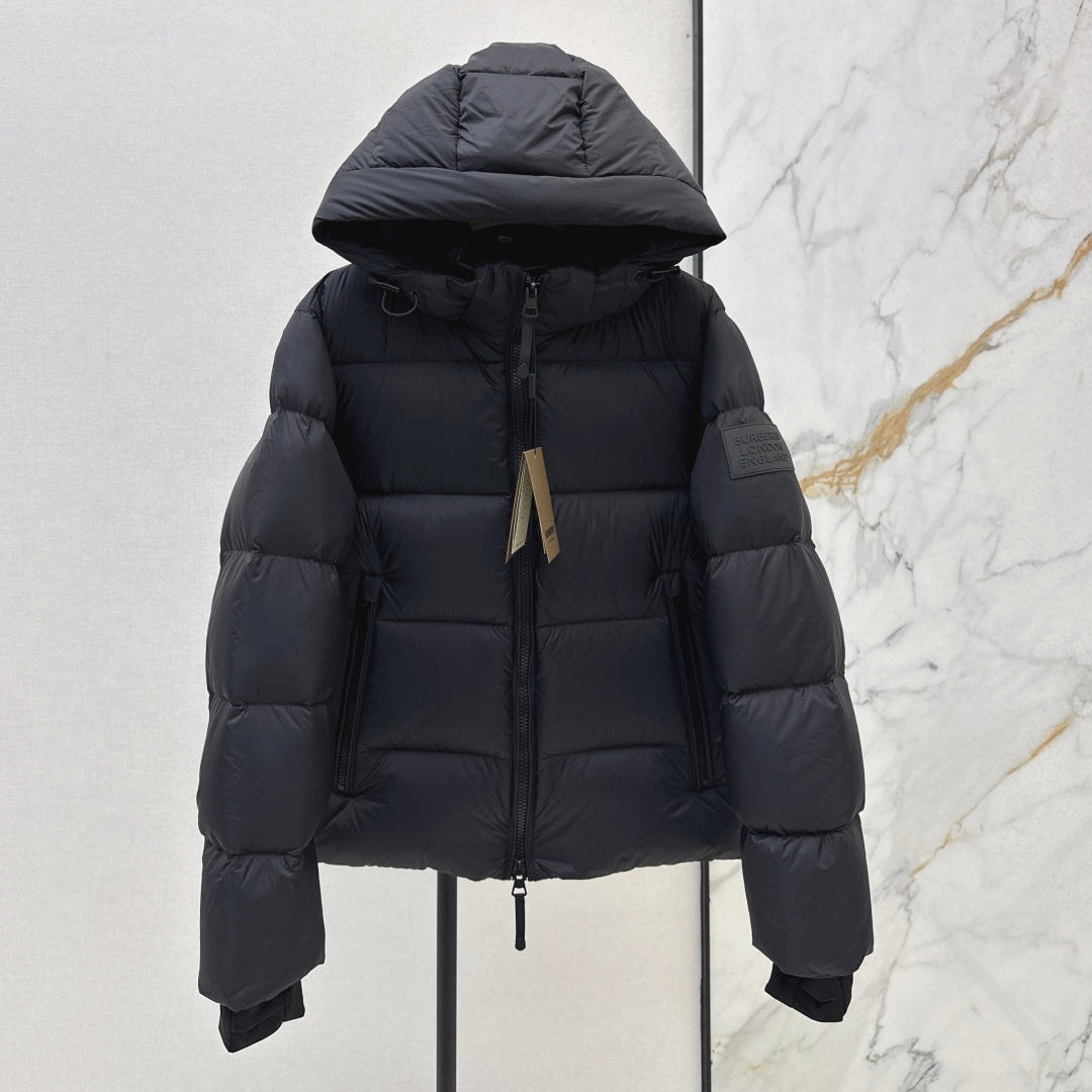 Burberry 25 Hooded Jacket Black Nylon Down 00640