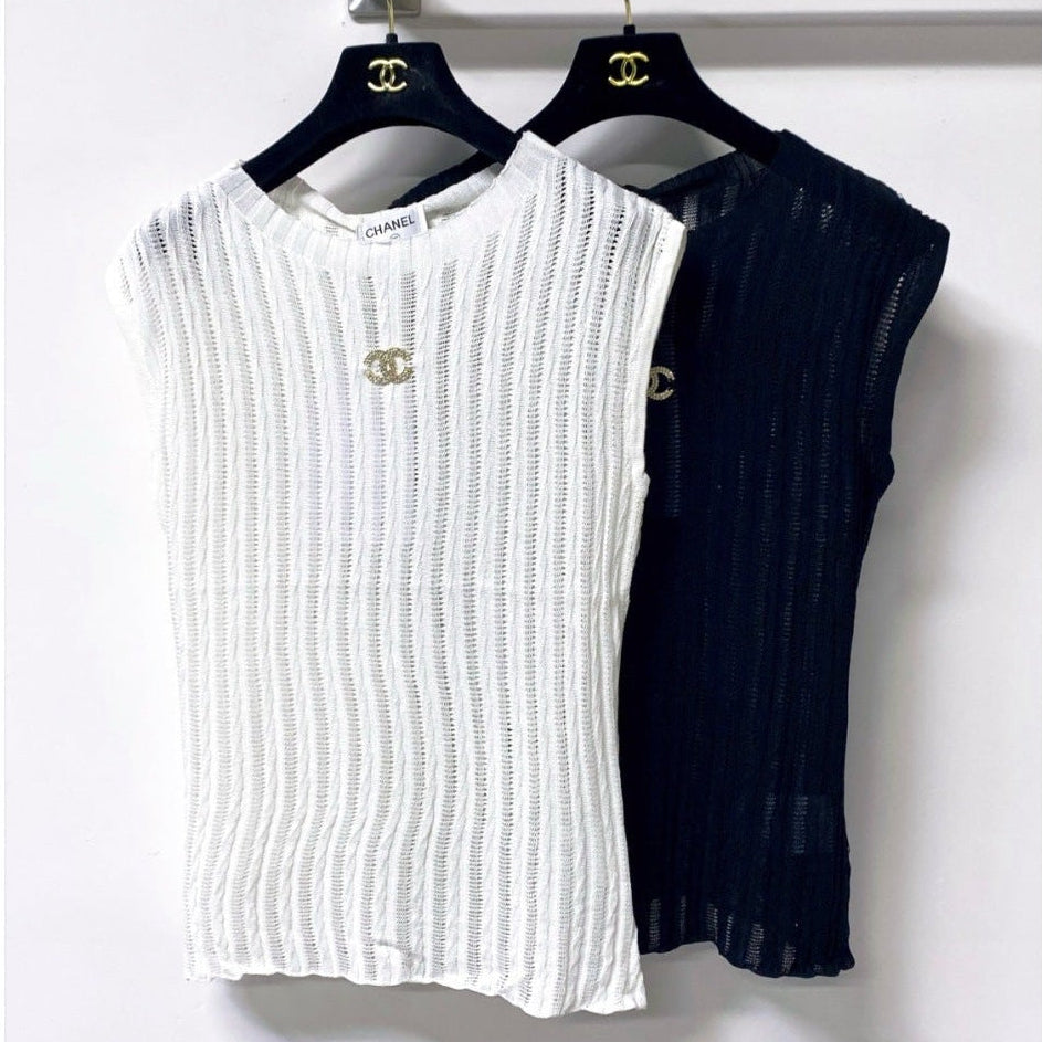 Chanel 2026 Sleeveless Knit Top CC Logo Tencel 310305