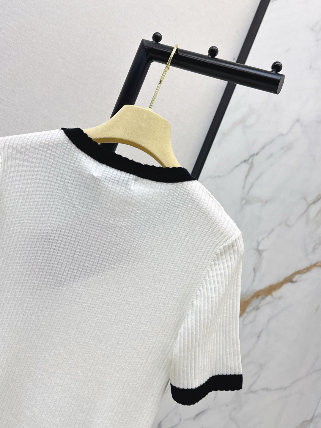 Miumiu 2026 Short-Sleeve Slim Fit White Wool 435284