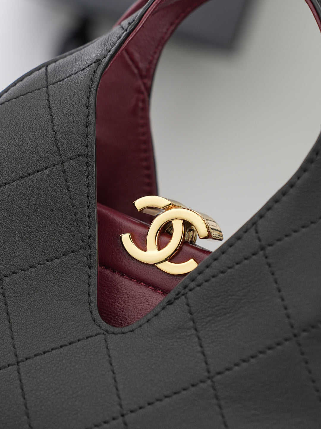 Chanel 2026 Shopping Bag 23cm Calfskin And Gold-tone