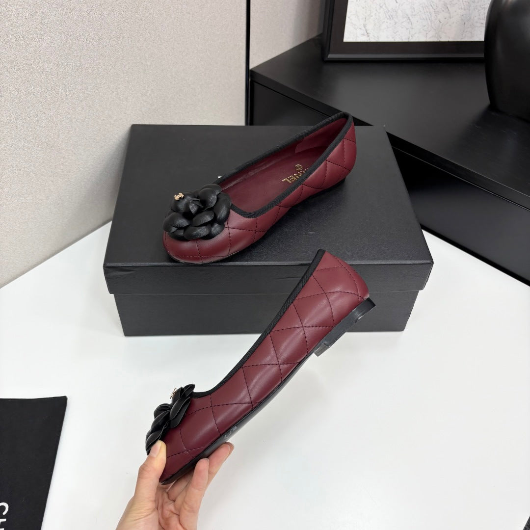 CC 25 Ballet Flat Flower Quilted Calfskin
