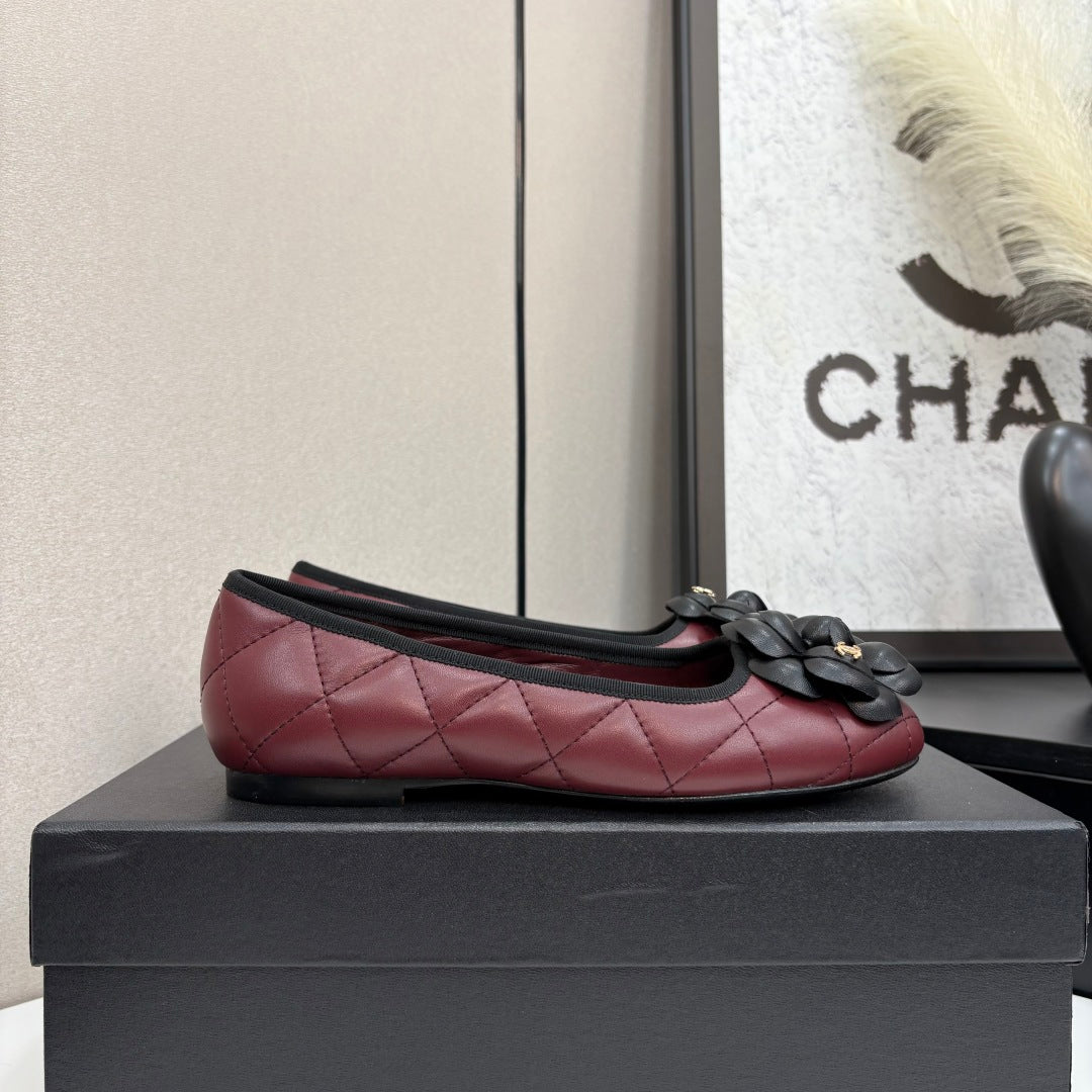 CC 25 Ballet Flat Flower Quilted Calfskin