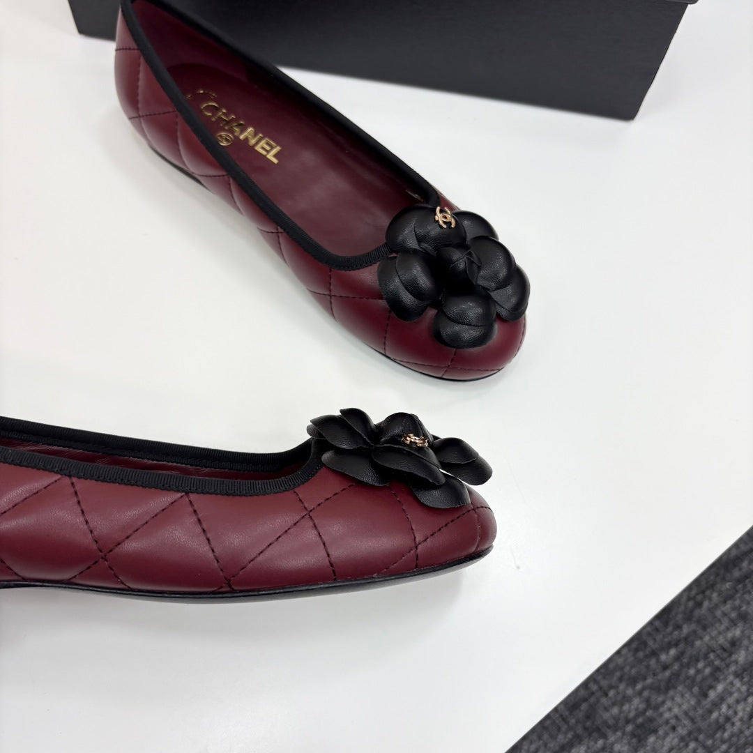 CC 25 Ballet Flat Flower Quilted Calfskin
