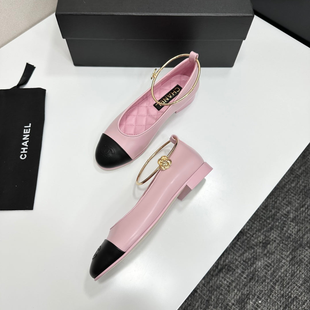 CC 26s Ballet Flats Light Pink Black Sheepskin 626302