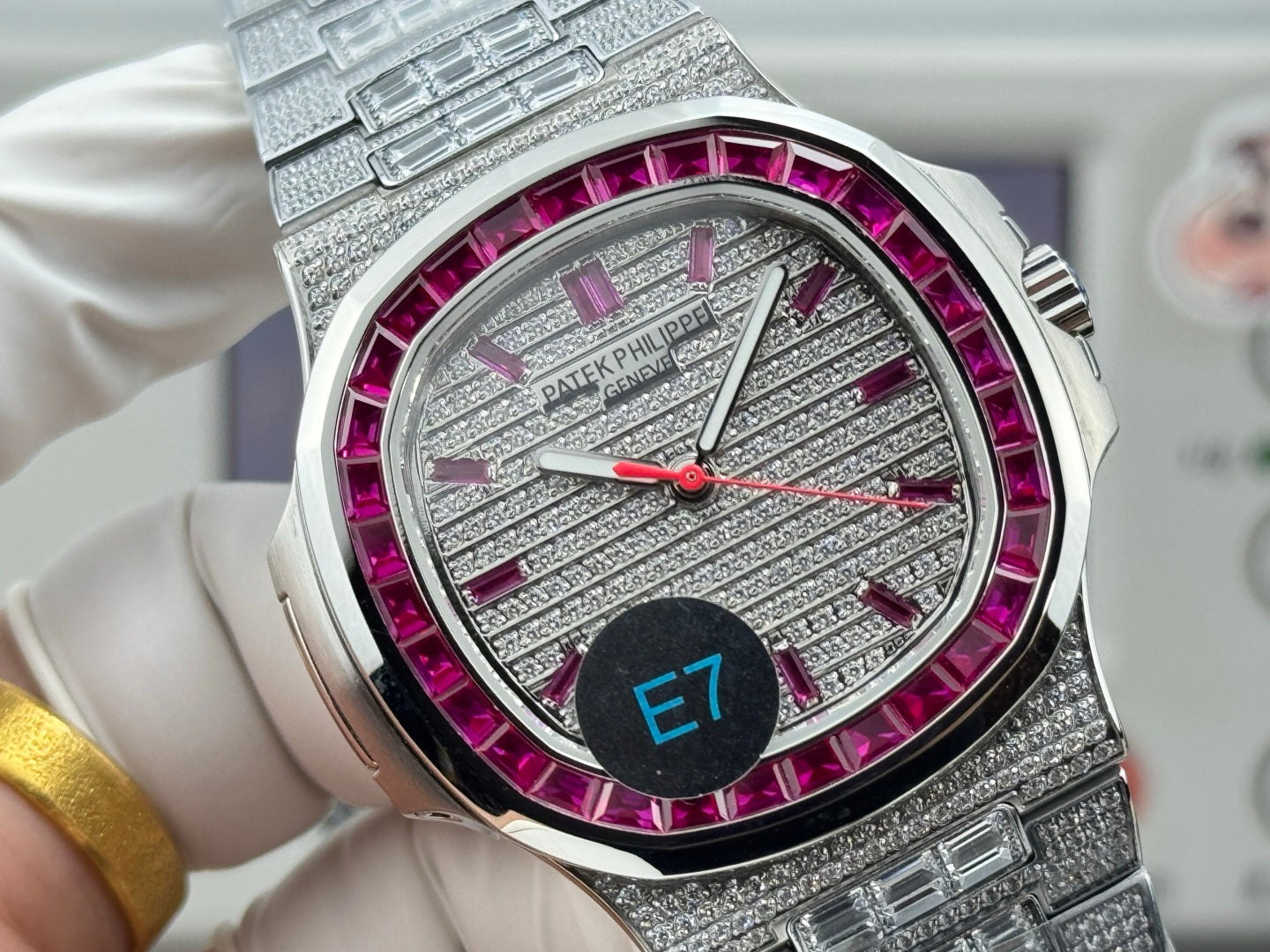 Patek Philippe Nautilus 40mm Pink Ruby Benzel With Diamond Watch