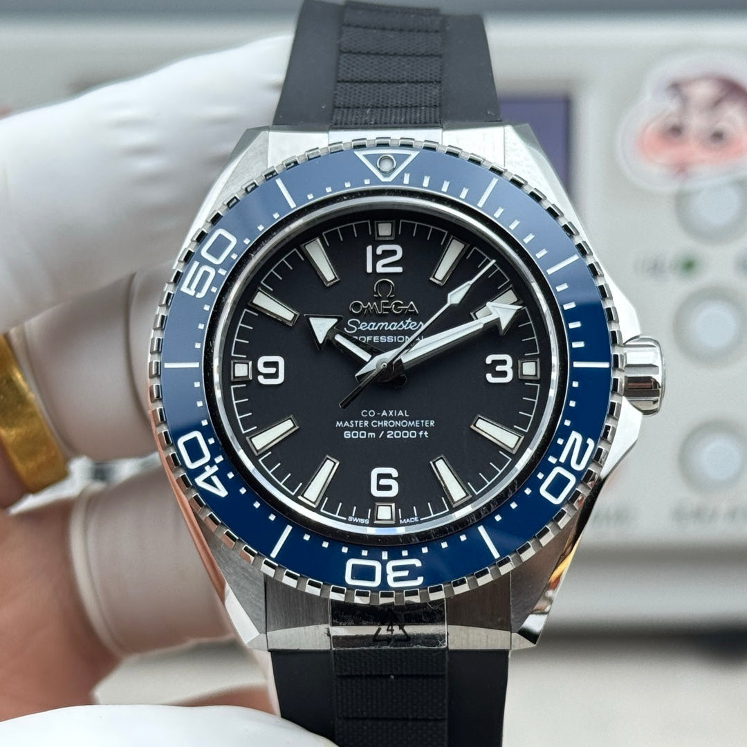 Omega Seamaster Planet Ocean 600M 42mm Blue Black Dial Rubber Strap