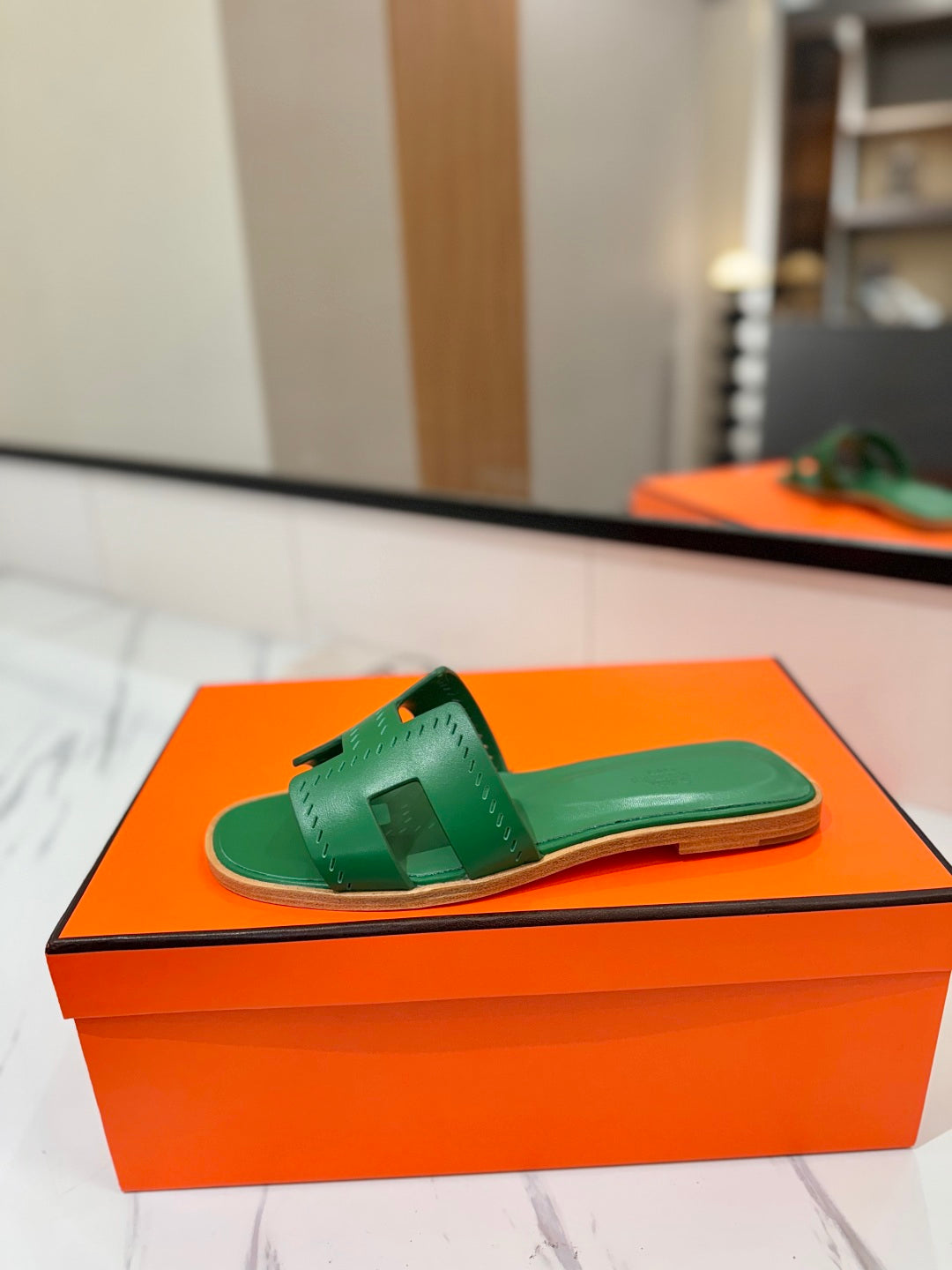 HM Oran Sandal Green Perforate Cowhide 294880