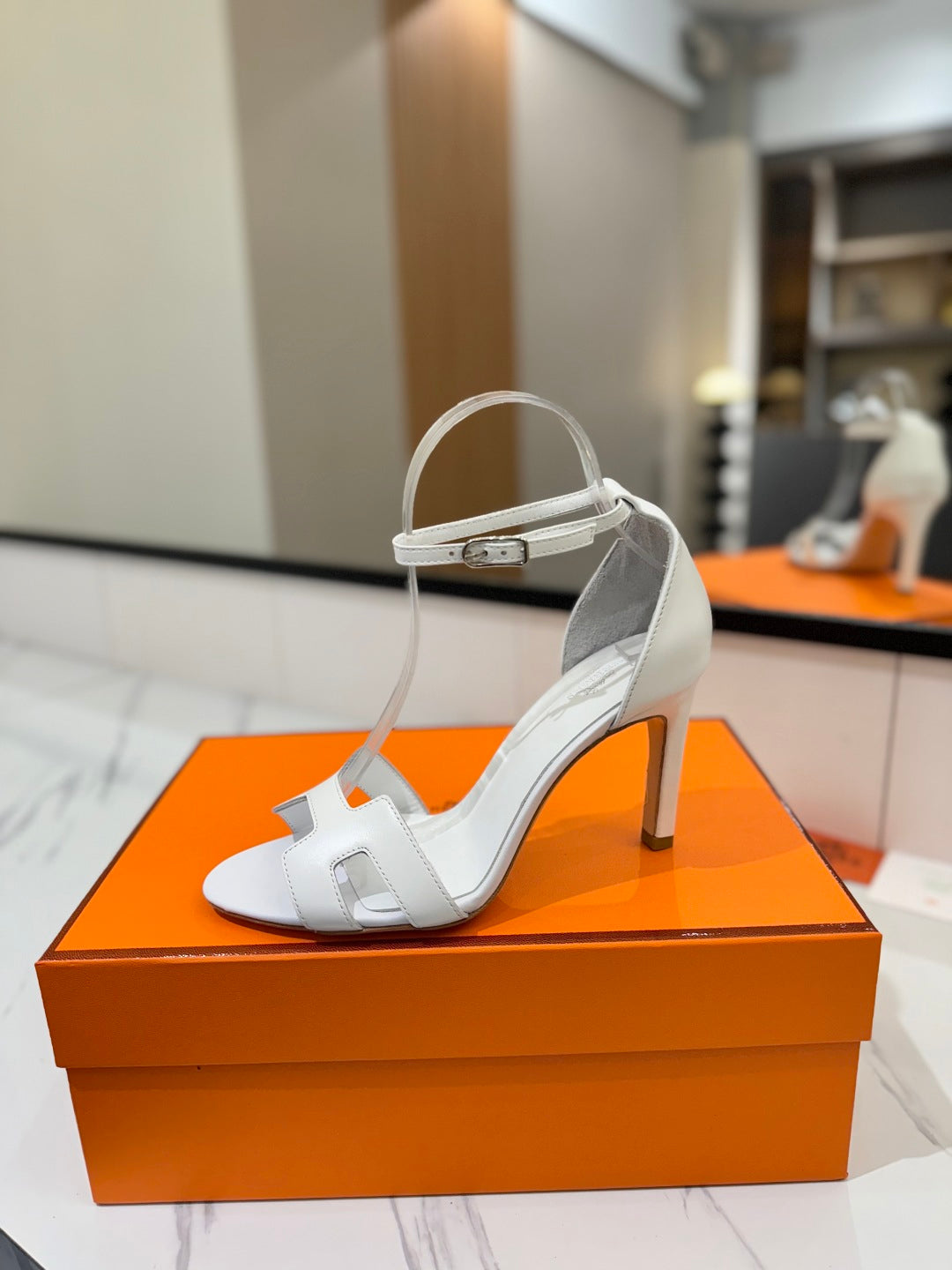 HM Joy 90mm Heeled Sandals White Flat Cowhide 294918