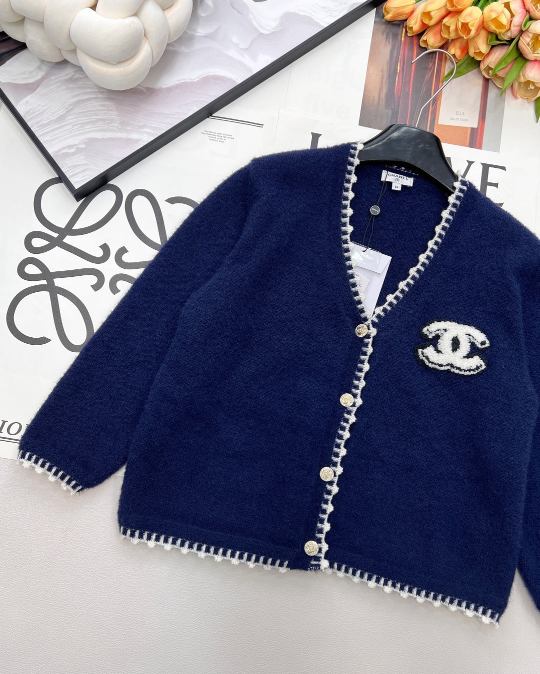 CC 26 V-neck Knit Cardigan Navy Blue Wool Cashmere 785160