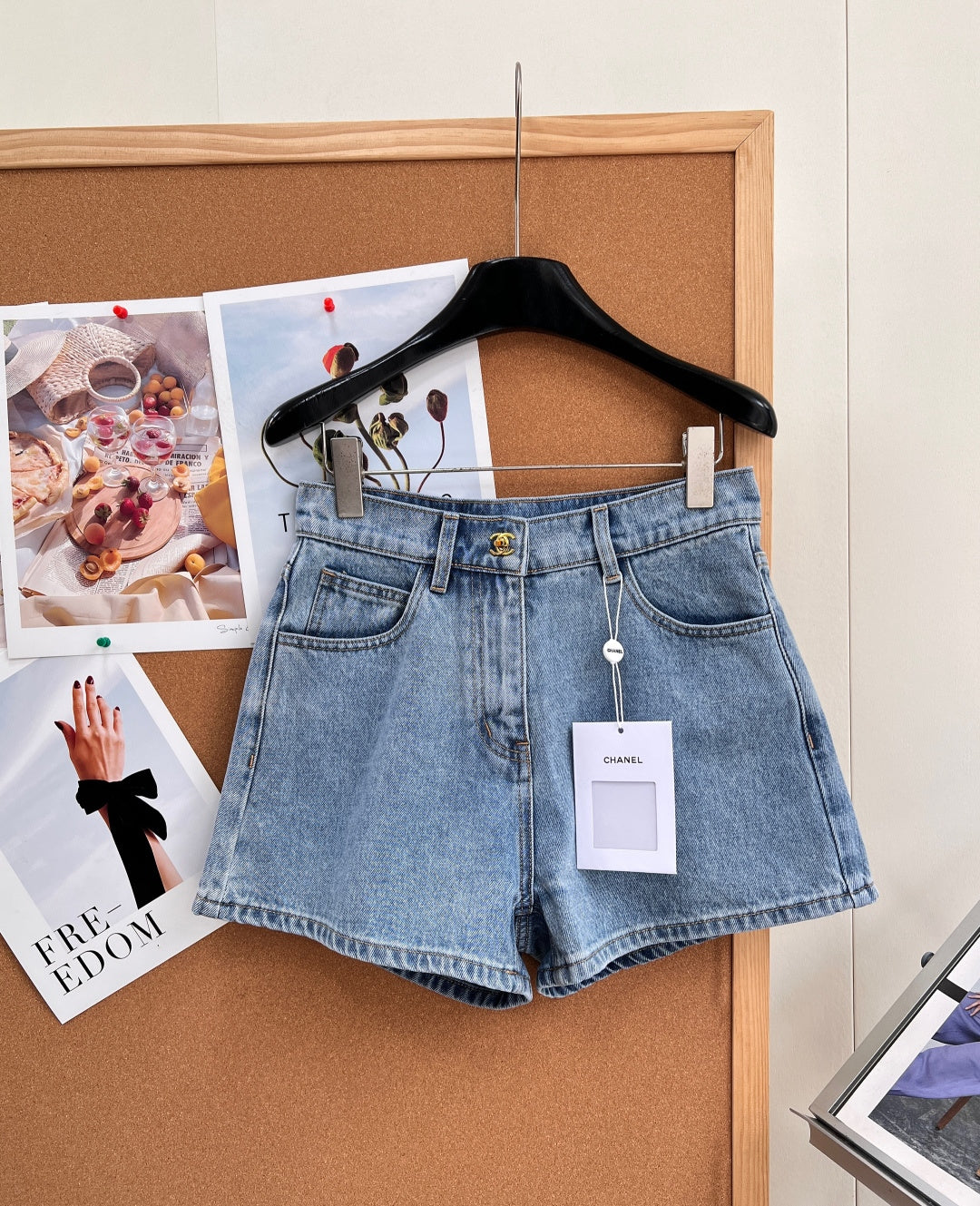 Chanel 2026 High-Waisted Denim Shorts Cotton 626411