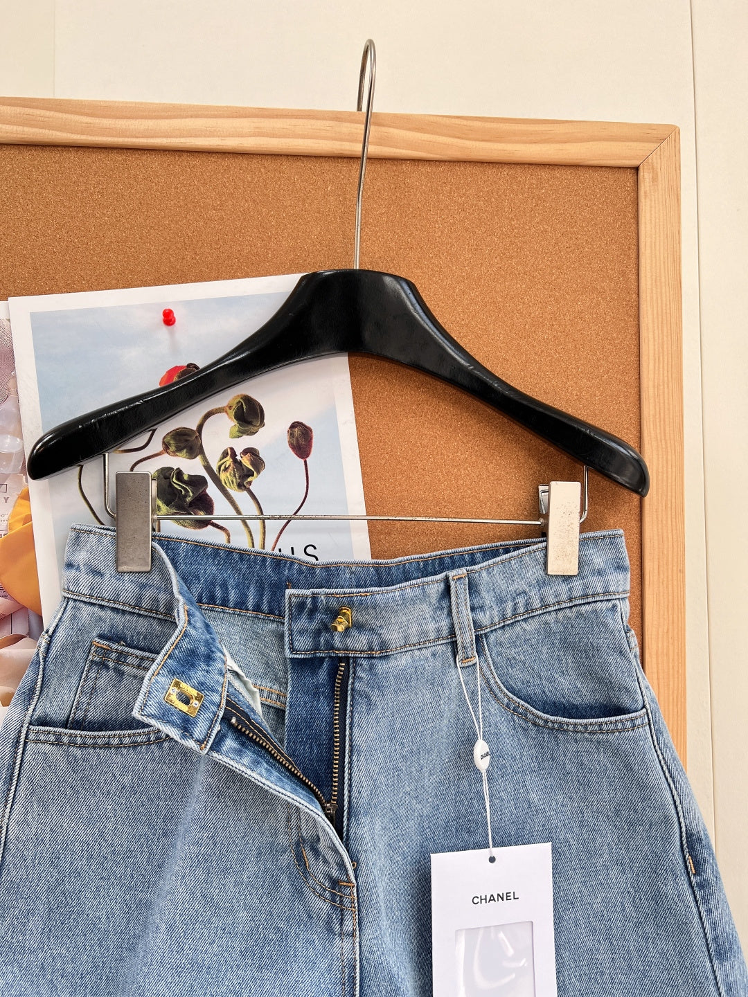 Chanel 2026 High-Waisted Denim Shorts Cotton 626411