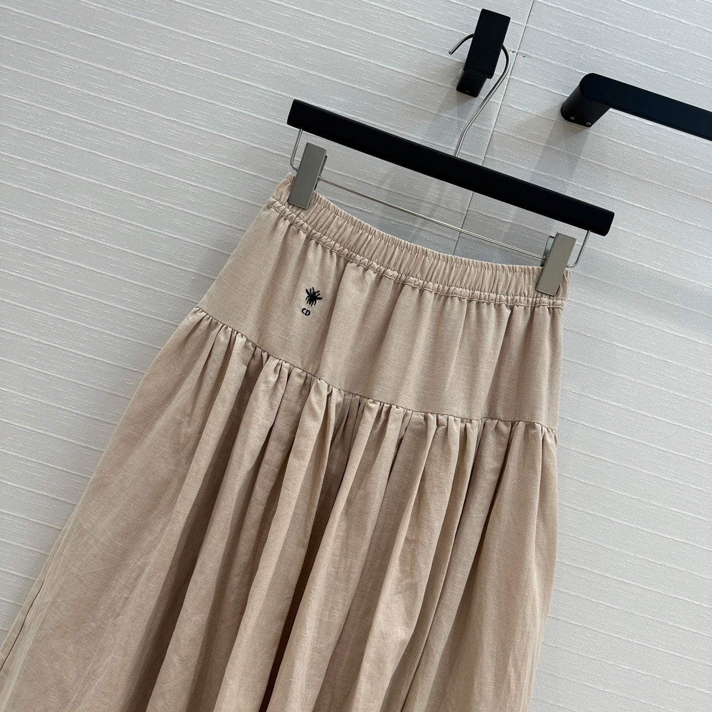 CD Pleated Long Skirt Beige Linen