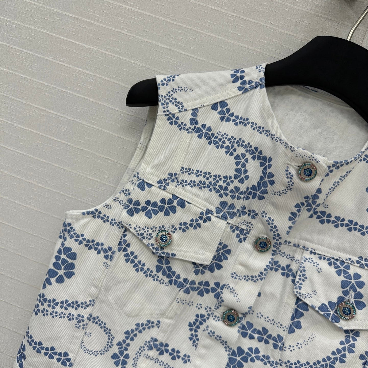 CC 25 Printed Denim Round Neck Vest Blue White Cotton
