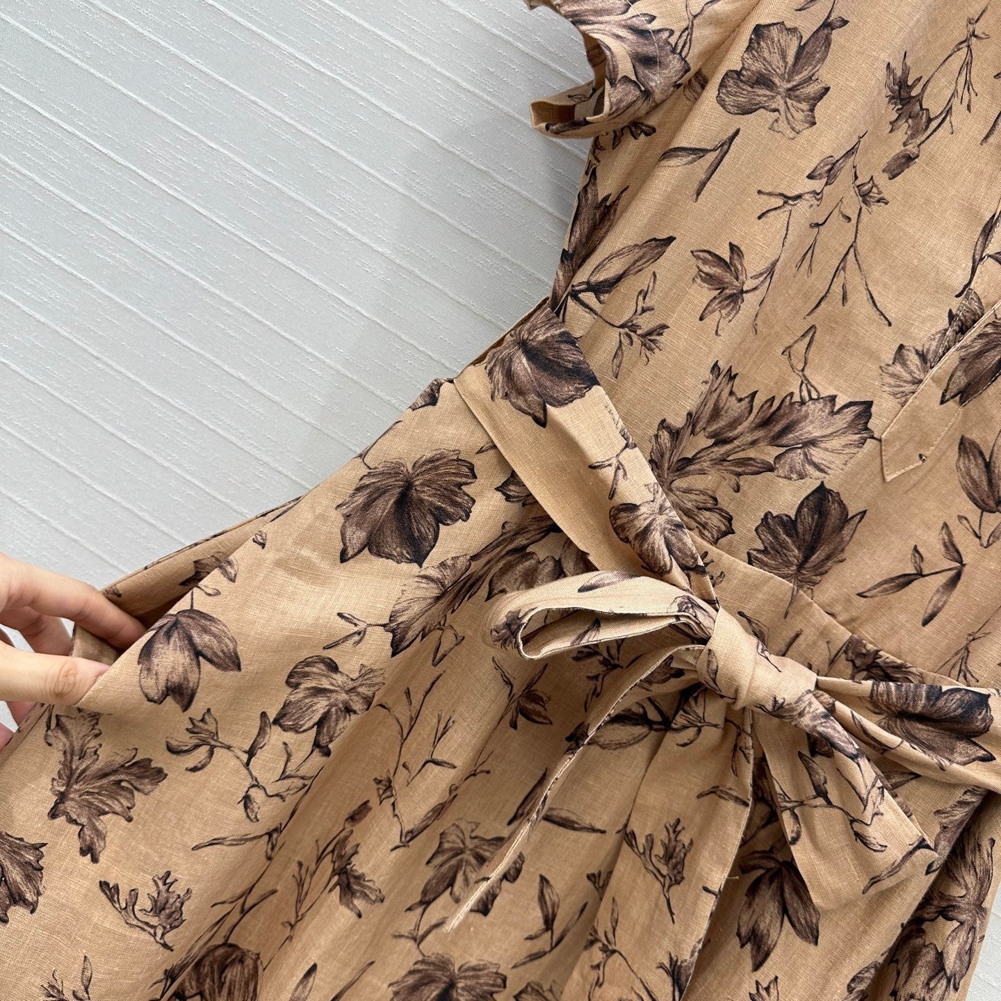 CD 25 Floral Print V-neck Long Skirt Beige mix Dark Brown Linen