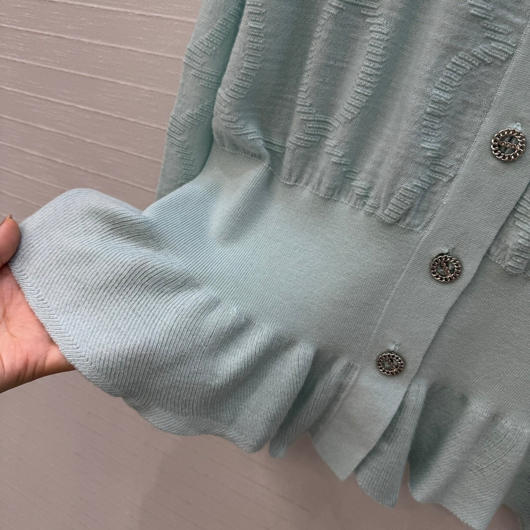 HM 25 Cardigan Light Turquoise Wool 02662