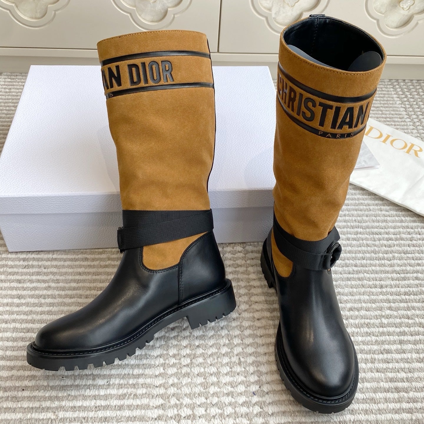 Dior 2025 Boot Black mix Camel Suede Cowhide 501187