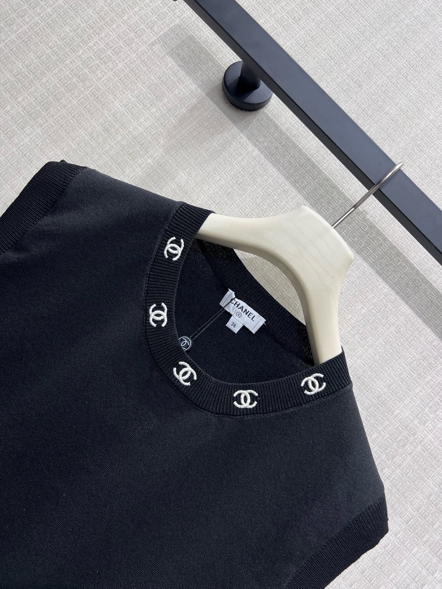 Chanel 2026 Vest Shirt Black Wool 399249