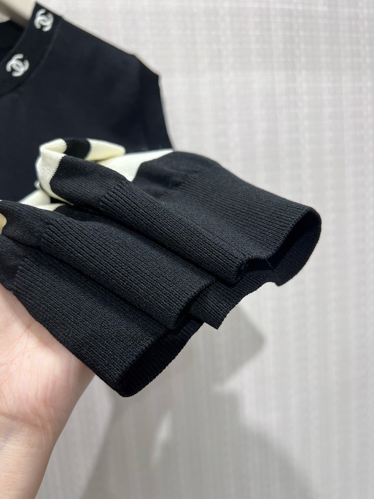 Chanel 2026 Vest Shirt Black Wool 399249