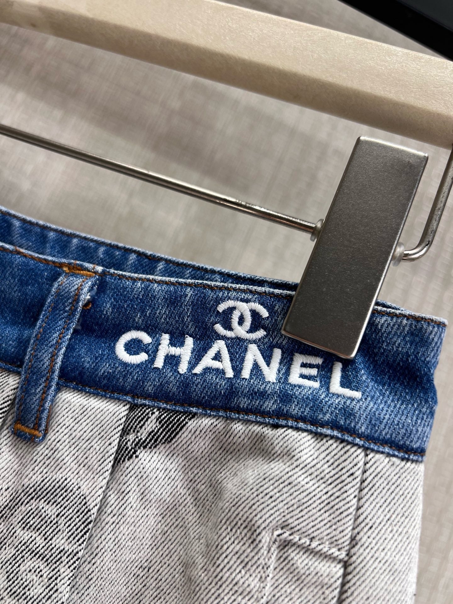 Chanel 2026 Wide-Leg Pants Jean Grey Cotton 637166