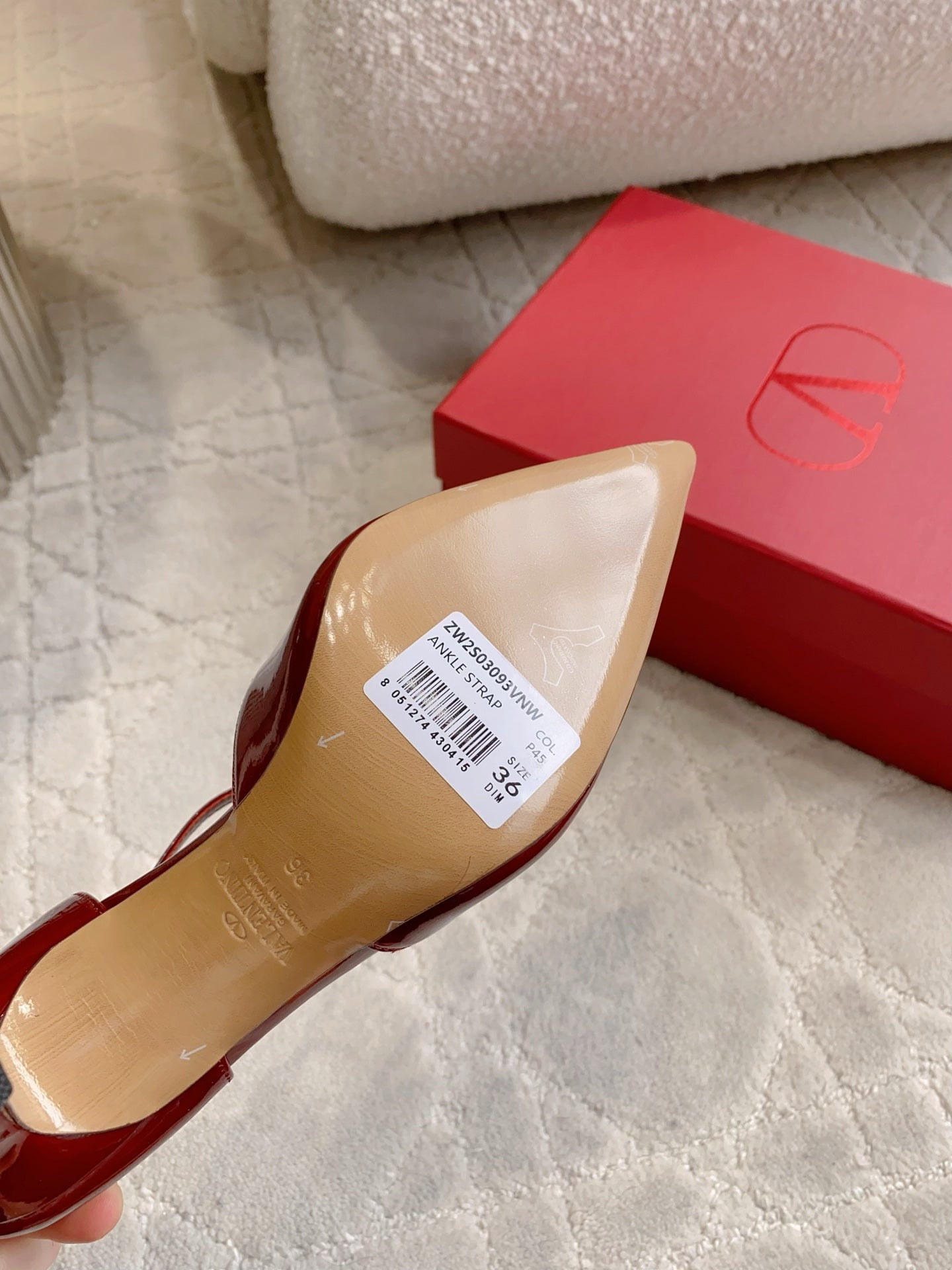 VT 26s Mary Jane Sandals 75 Patent Leather 724384