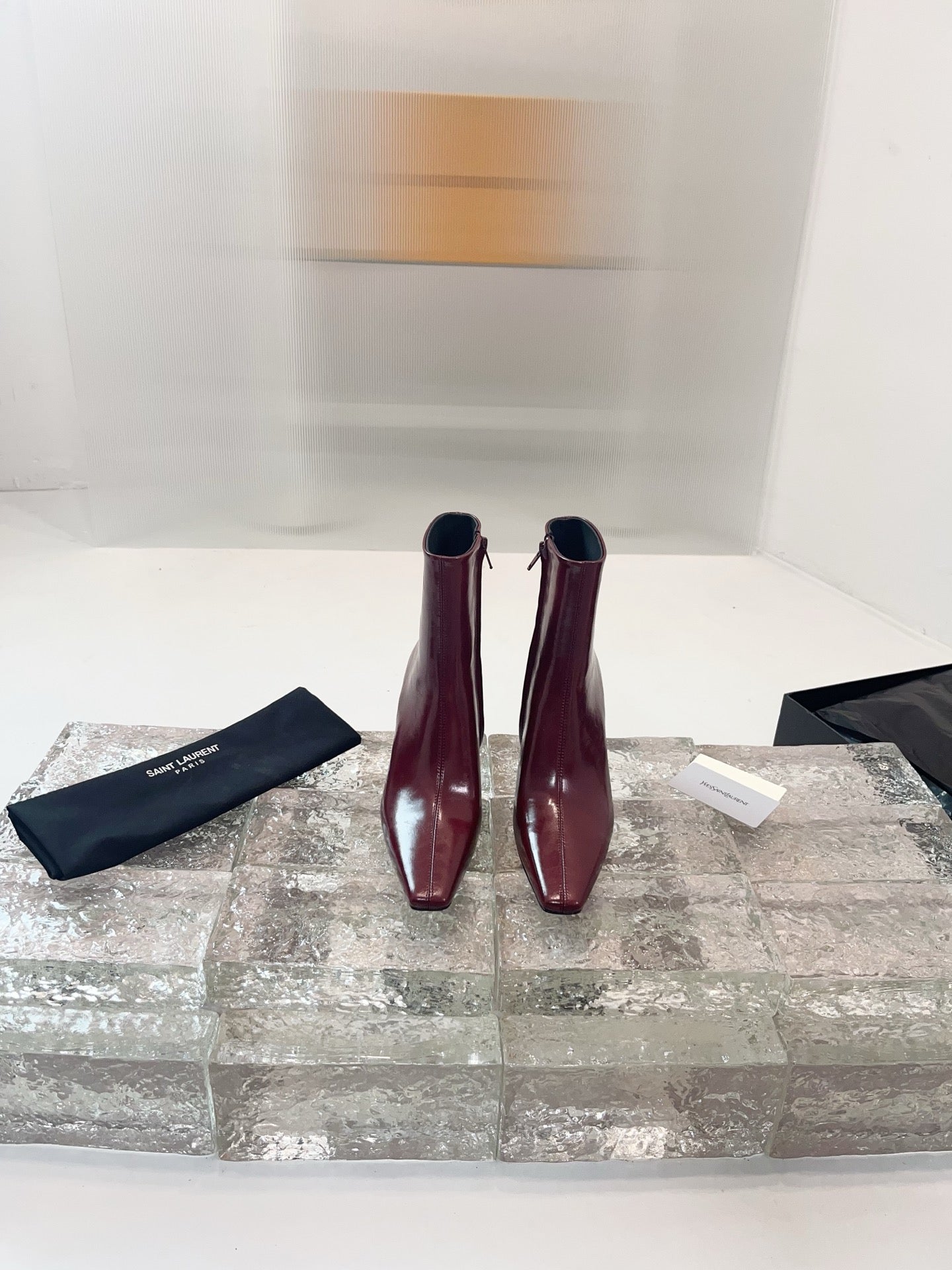 YSL 25  High-heeled Boot Burgundy Cowhide 522266