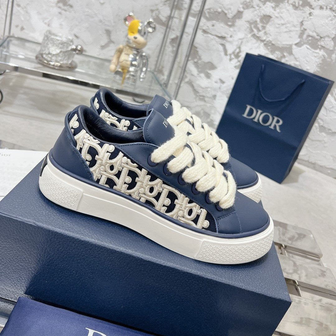 CD B33 Sneaker 30mm In Navy Blue Calfskin 100666
