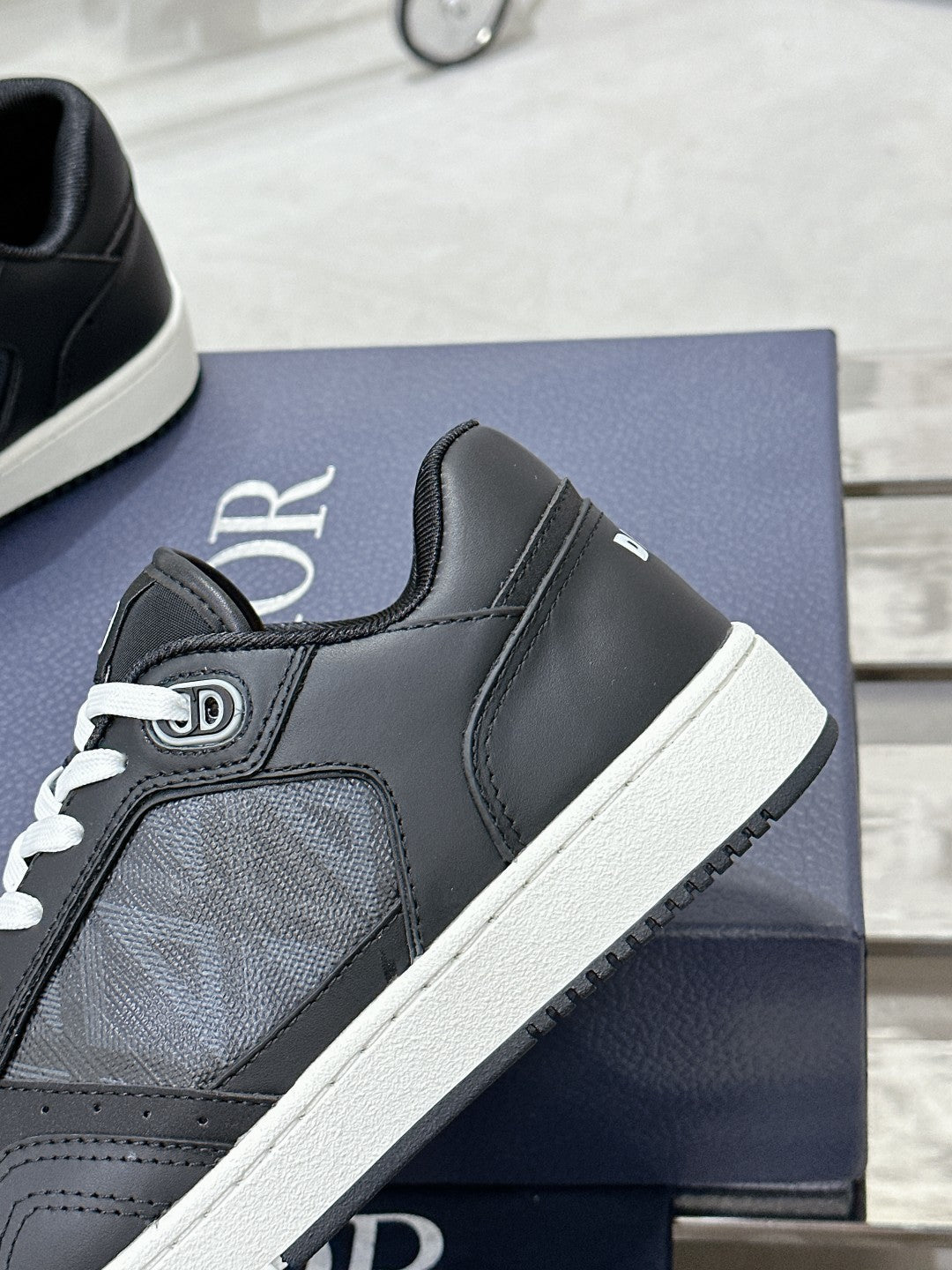 CD B27 Low-Top Sneaker 30mm In Black Calfskin 100817