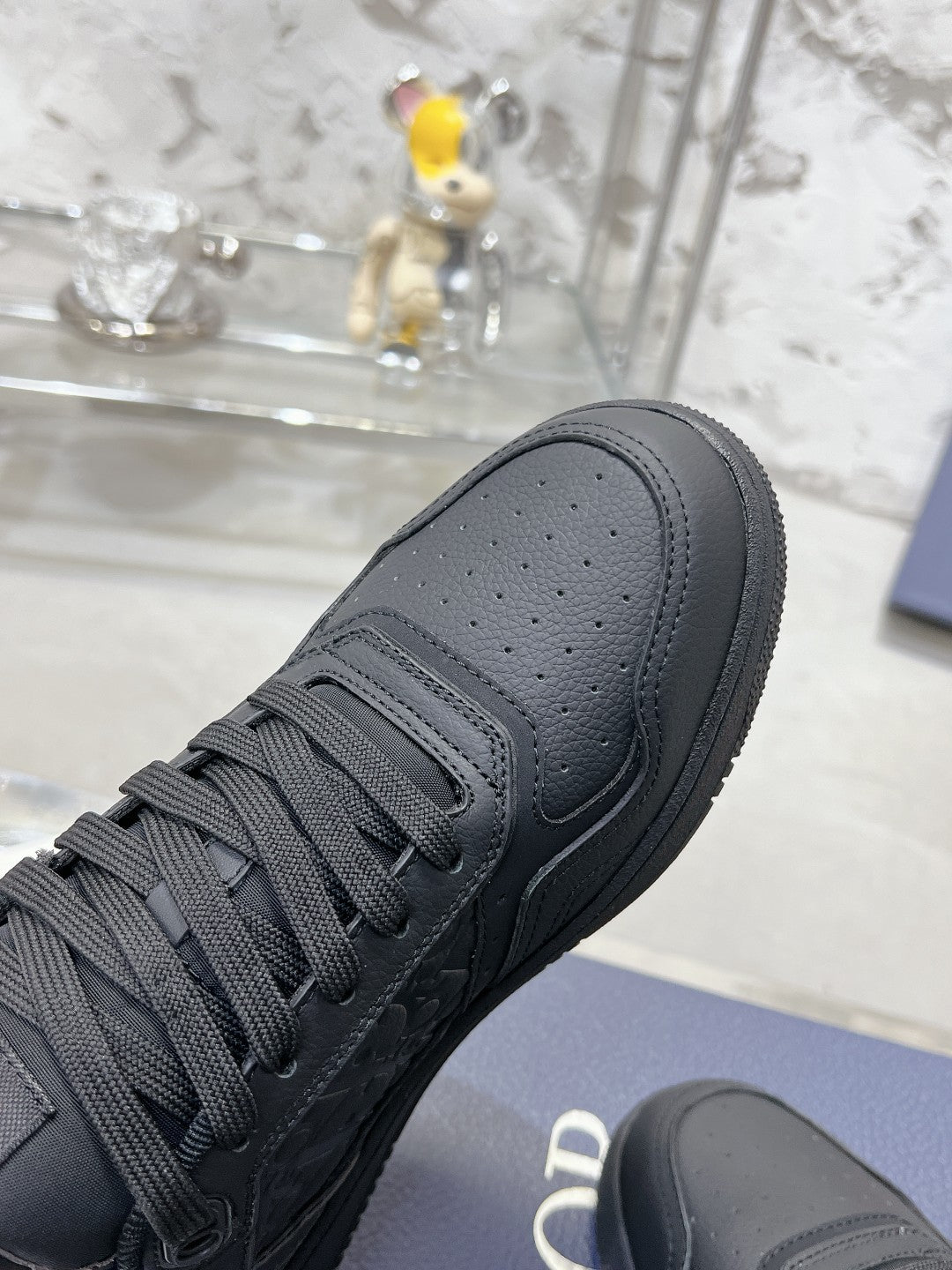 CD B27 Sneaker 30mm In Black Calfskin 100635