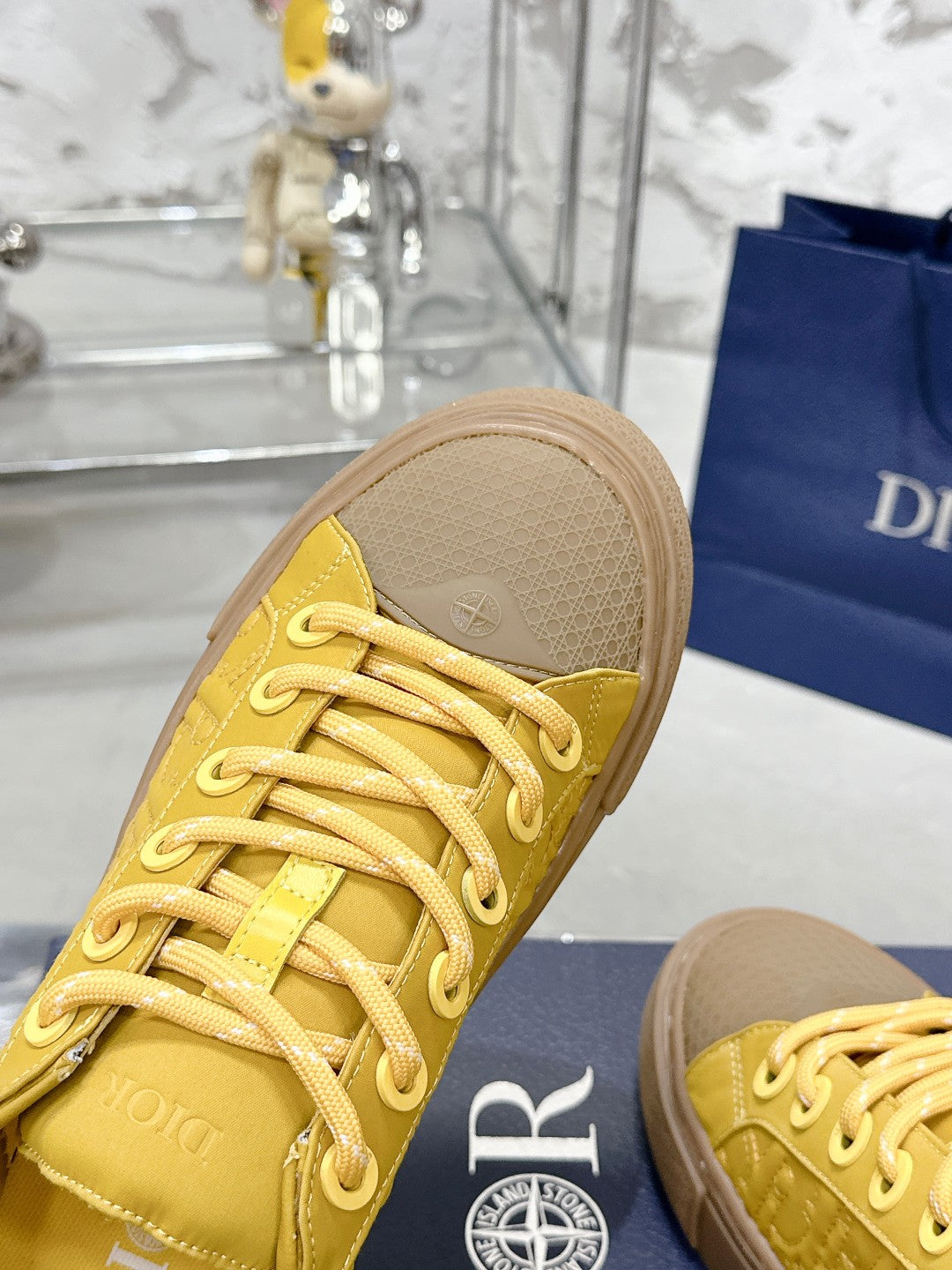 CD B33 Sneaker 40mm In Dark Yellow Monogram Satin Embroidery Fabric 103988