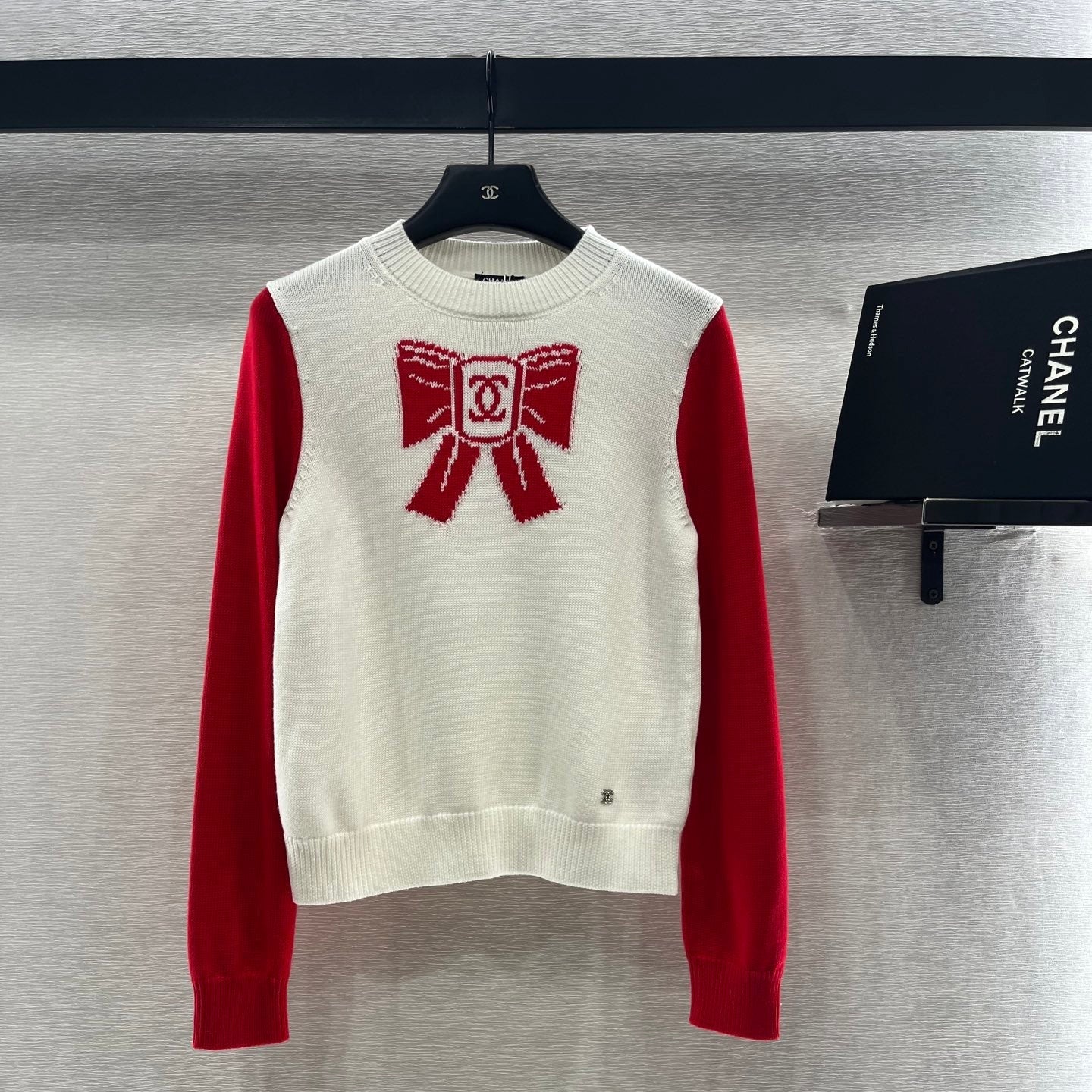 Chanel 2025 Bow Sweater White mix Red Wool 99220