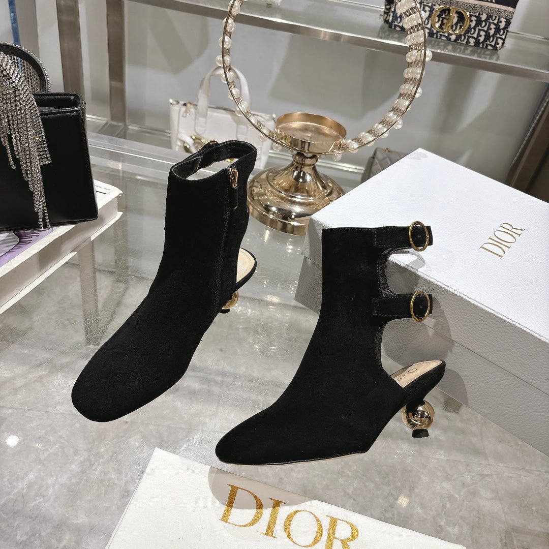 D-Idole Heeled Ankle Boot In Black Suede 996438