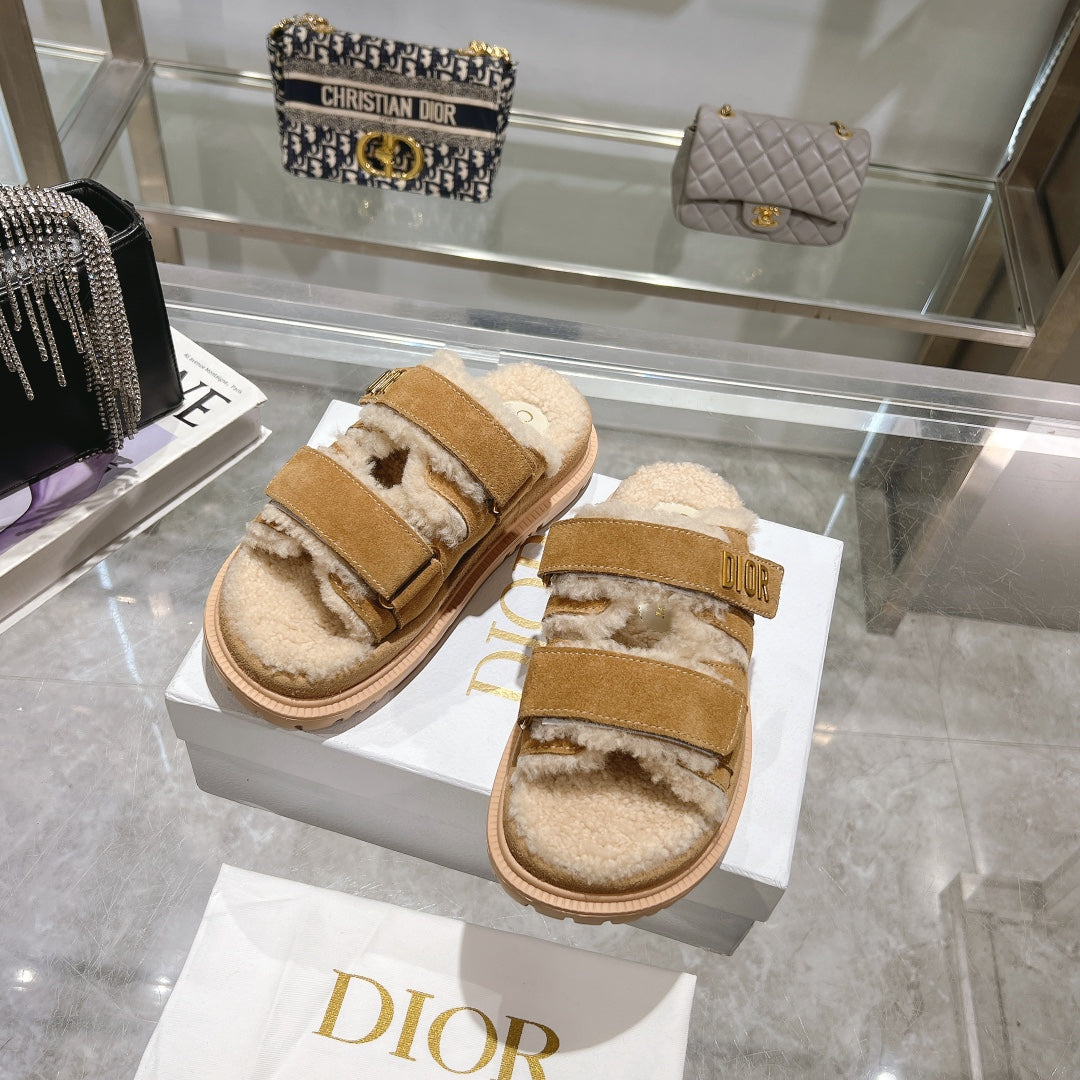 CD Dioract Slide 40mm In Caramel Suede 996358