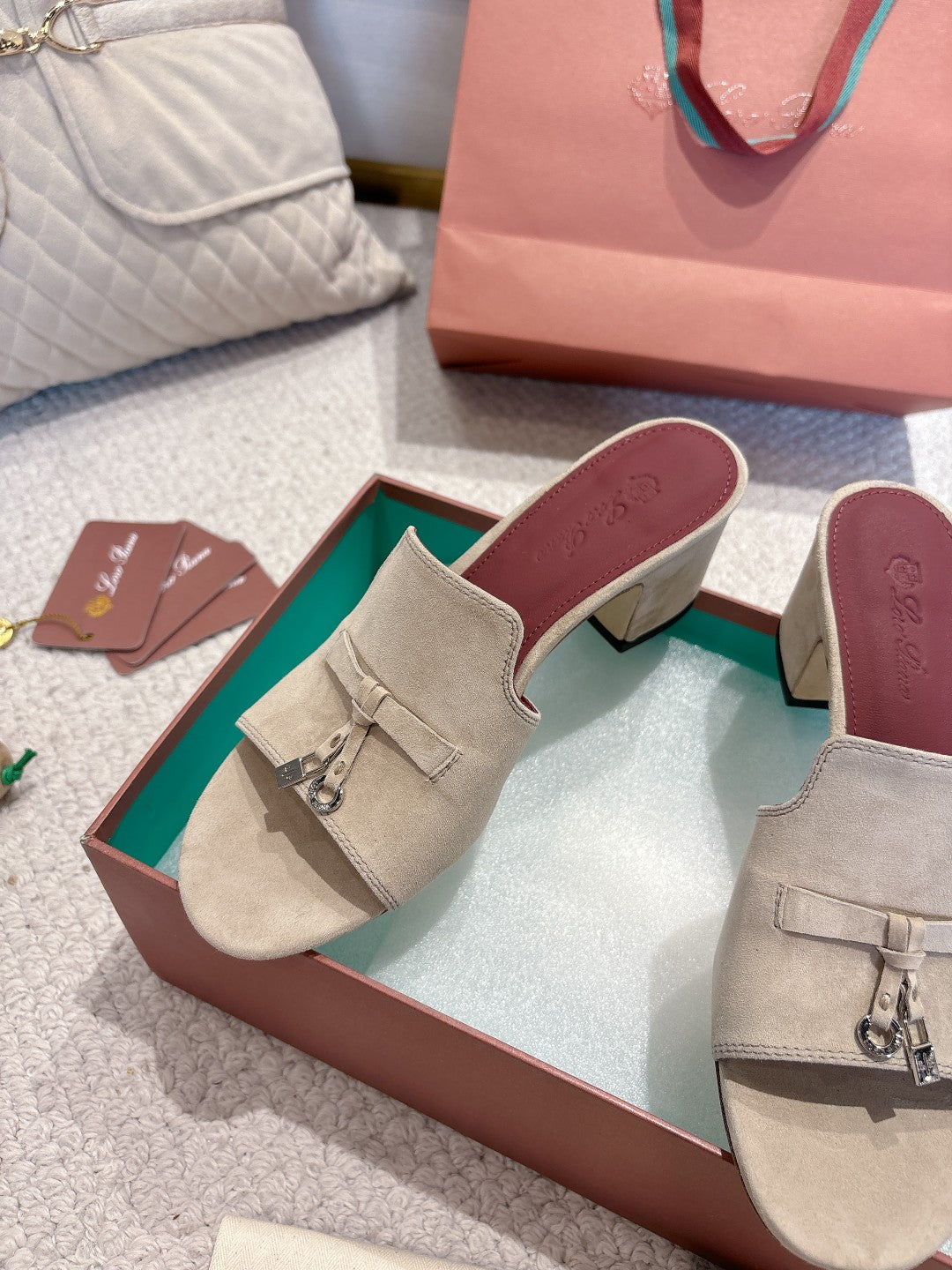 LP 25 Summer Charm Sandal 55 Grey Suede