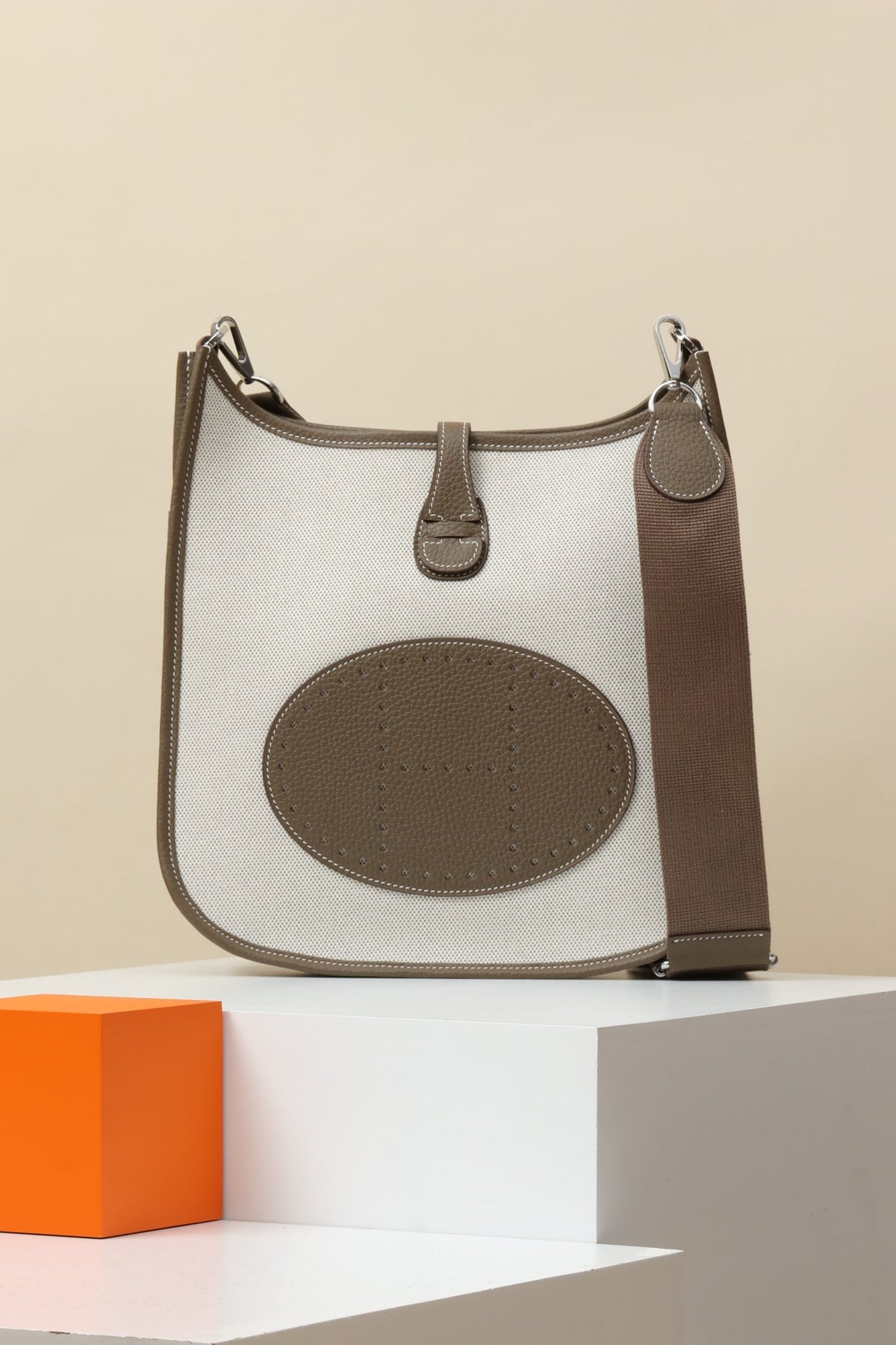 High-end Hermes 2026 Evelyne III Bag 30cm Clemence Calfskin Canvas