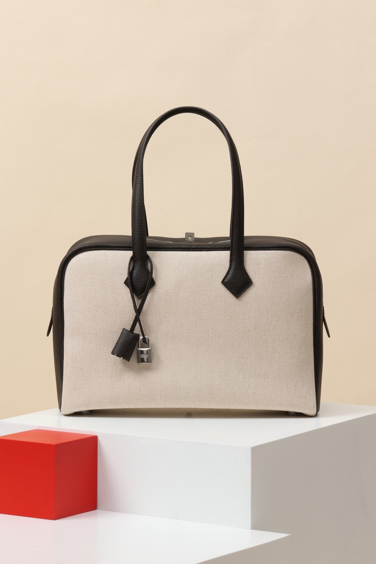 High-end Hermes 2026 Toile Victoria Bag 35cm Canvas Leather