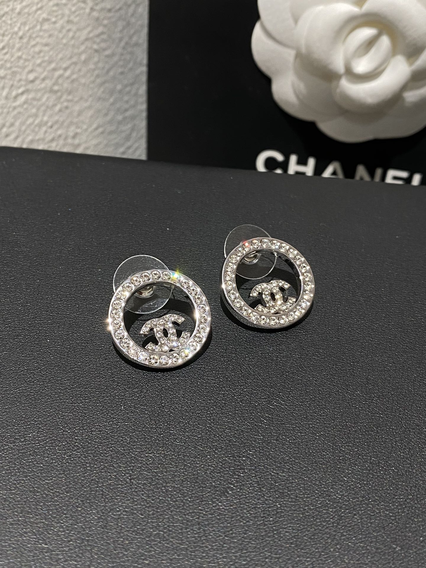 CC Classic Platinum Rhinestone Stud Sliver Earrings