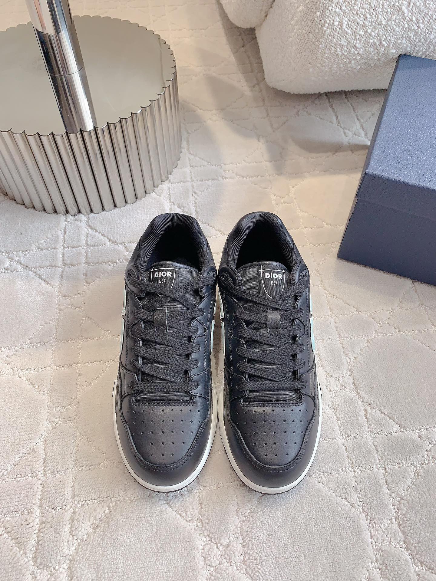 CD AND STONE ISLAND B57 Low-Top Sneaker â€“ Limited And Numbered Edition Black And Light Green Calfskin