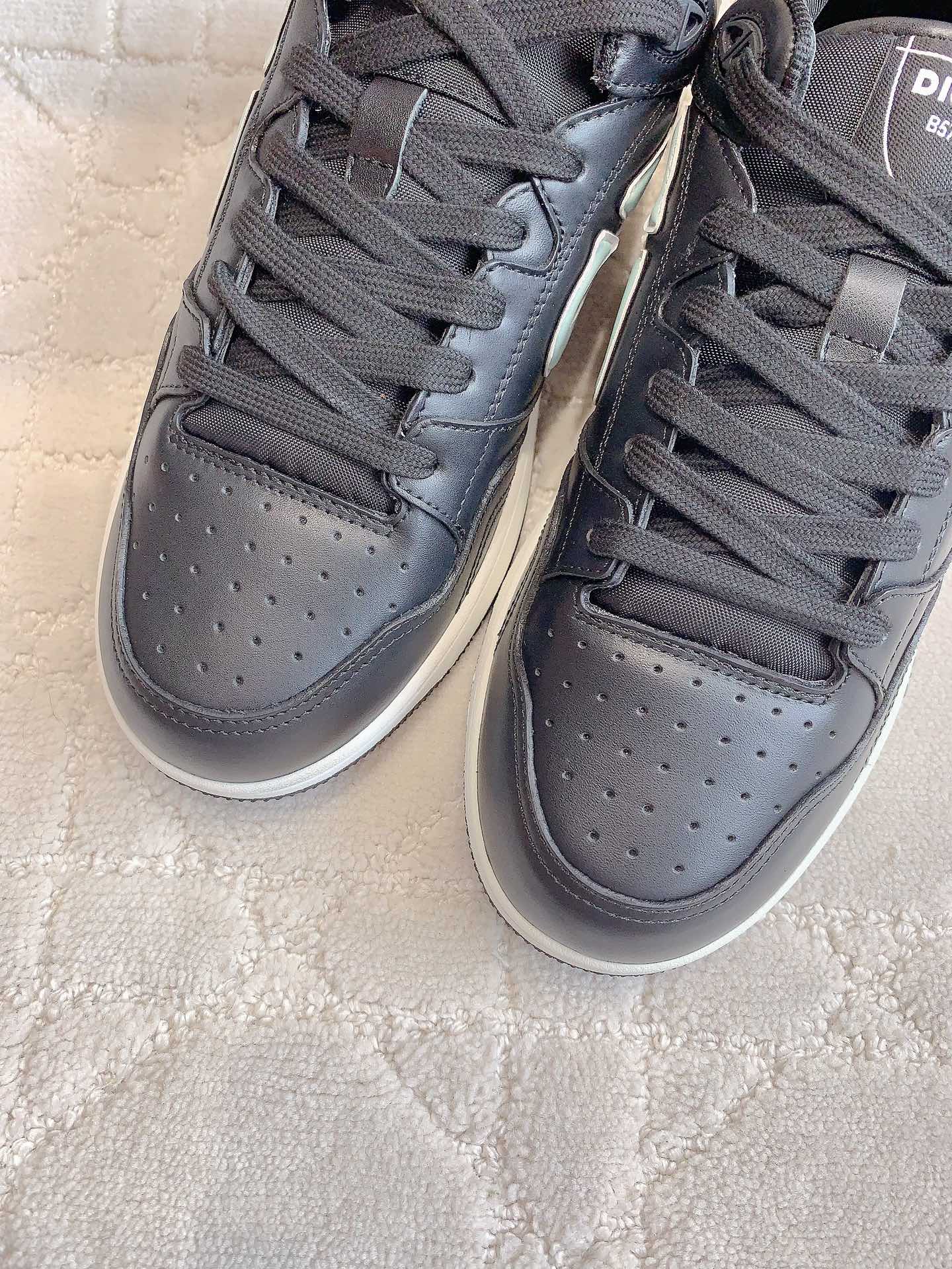 CD AND STONE ISLAND B57 Low-Top Sneaker â€“ Limited And Numbered Edition Black And Light Green Calfskin