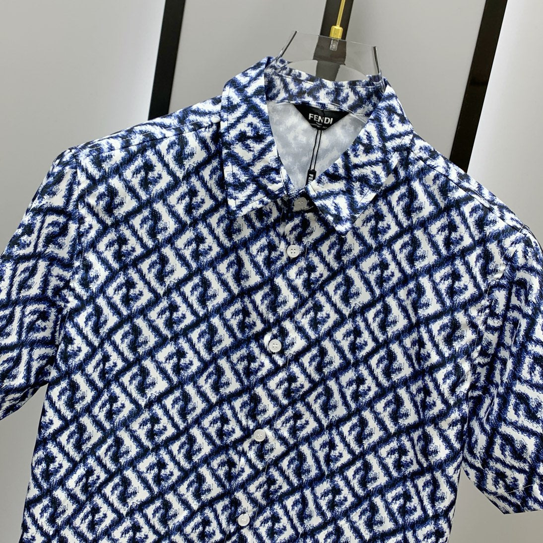 Fendi 2026 Men's Short-Sleeve Shirt Set Fabric 799290