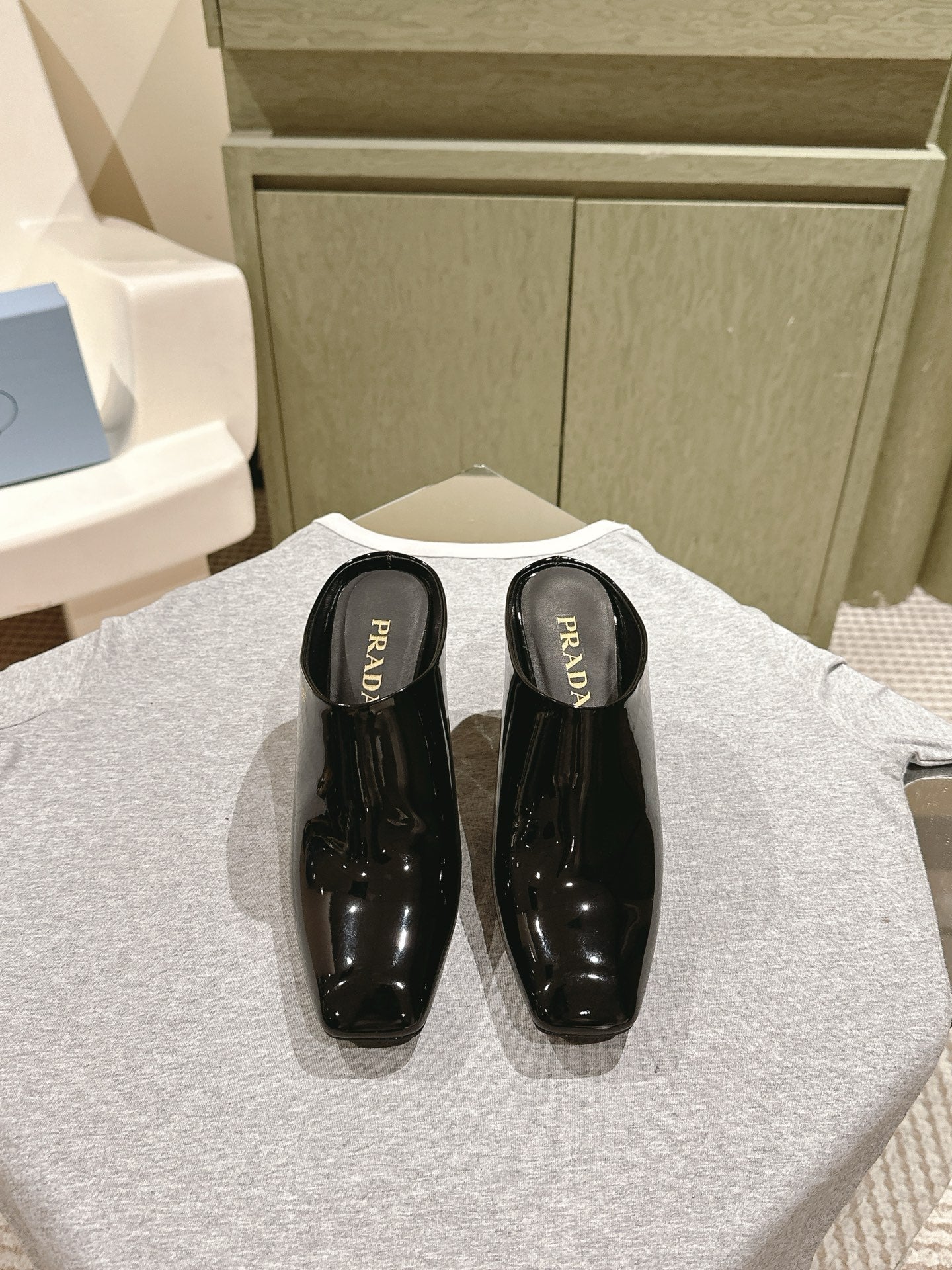 PRA 2026S High Heel Mule 75 Black Patent Leather 657675