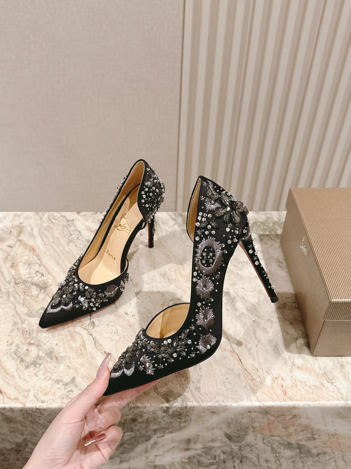 CL 25 Embellished Pumps Black Imported Original Special 346313
