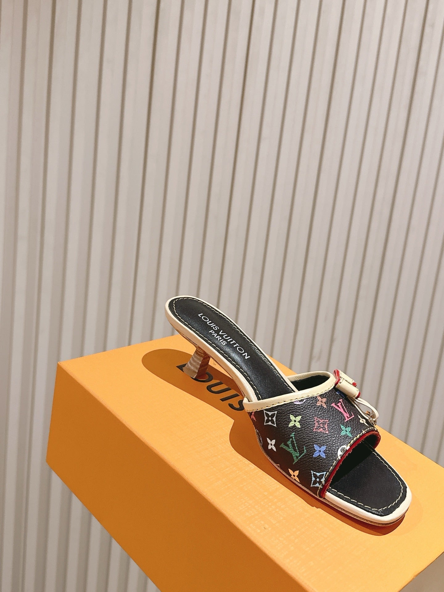 LV 26ss Slippers 45 Black Multicolor Monogram Genuine Leather 656913