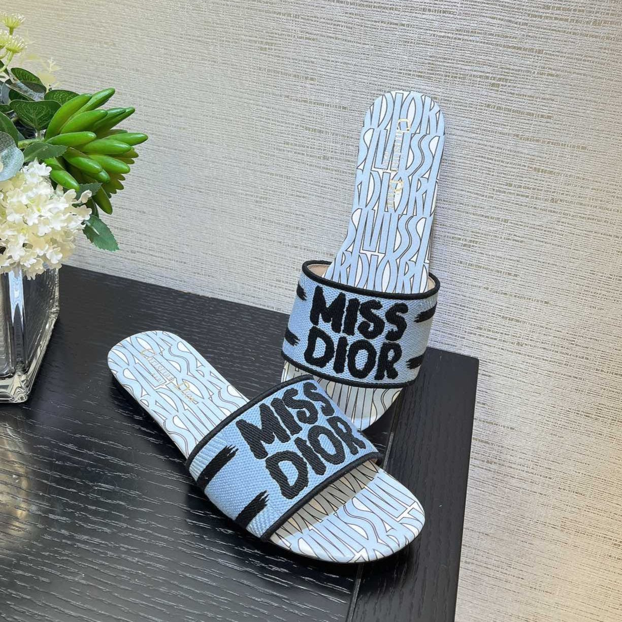 dway slide embroidered cotton cloud blue miss cd alllover motif