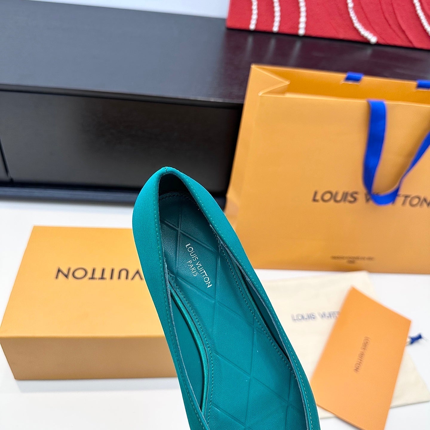 LV 26s Pointed-Toe Ballet Flat Teal Blue Premium Satin 622437